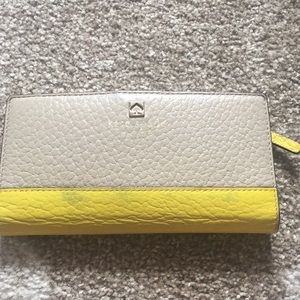 Kate Spade ♠️Wallet